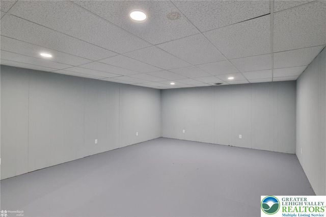 4410 Circle Drive, Lower Nazareth Twp, PA 18020