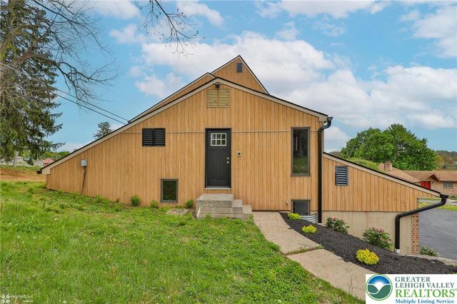 4410 Circle Drive, Lower Nazareth Twp, PA 18020