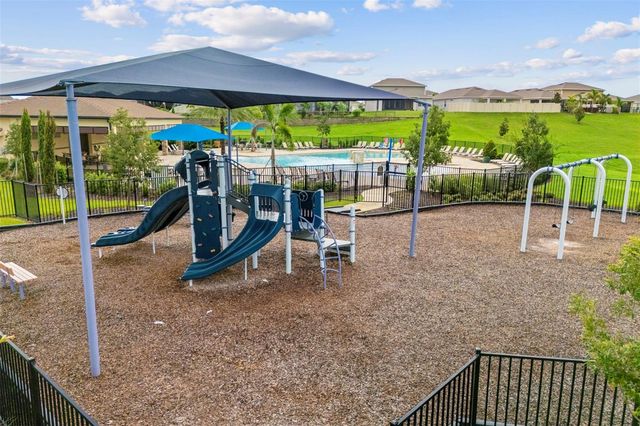 8003 SYRACUSE DRIVE, Clermont, FL 34714