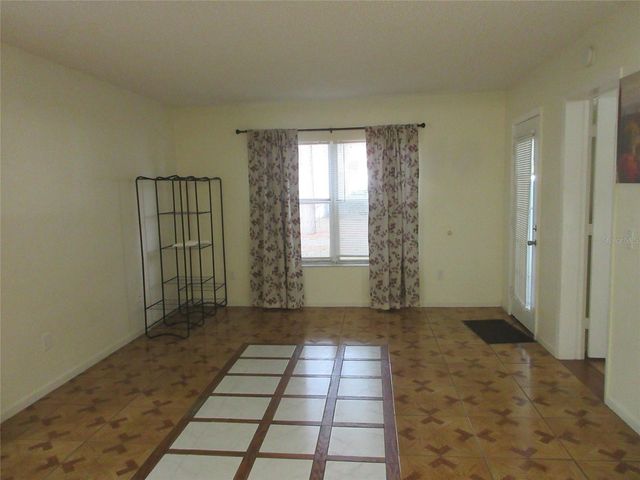 8216 FAIRWAYS CIRCLE C102, Ocala, FL 34472