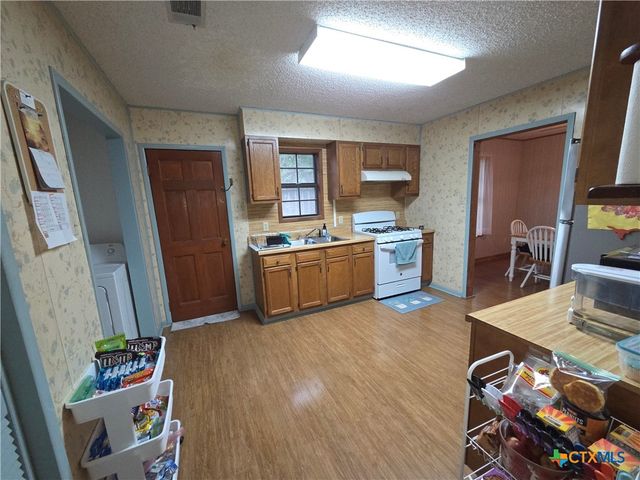 1301 W Mesquite Street, Little River Academy, TX 76554