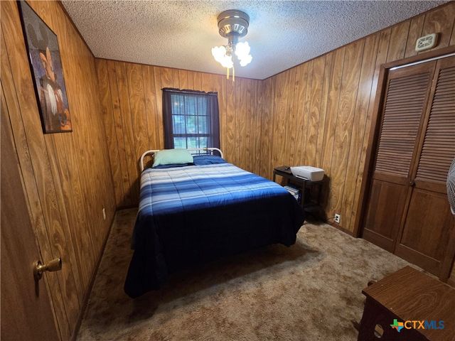 1301 W Mesquite Street, Little River Academy, TX 76554