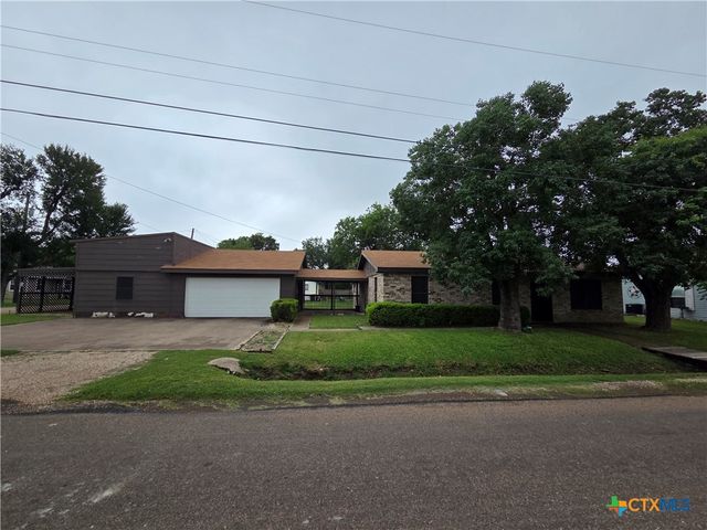 1301 W Mesquite Street, Little River Academy, TX 76554