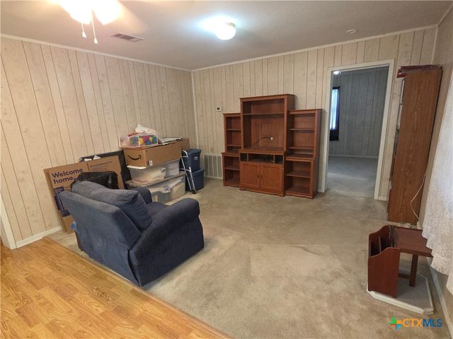1301 W Mesquite Street, Little River Academy, TX 76554