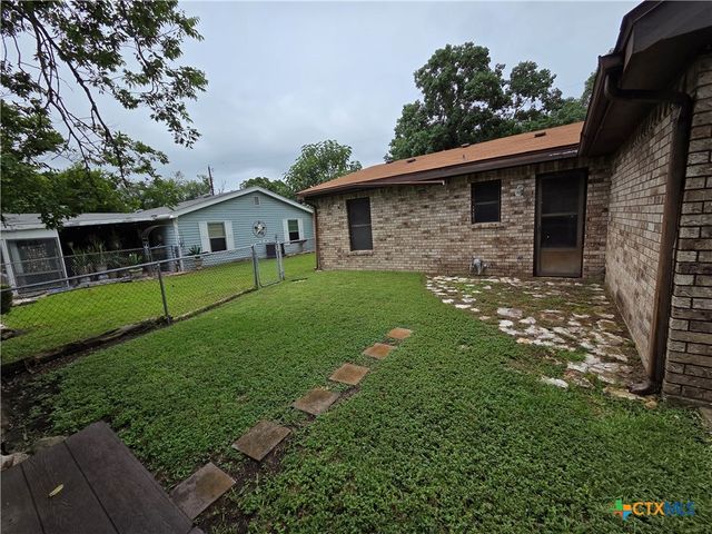 1301 W Mesquite Street, Little River Academy, TX 76554