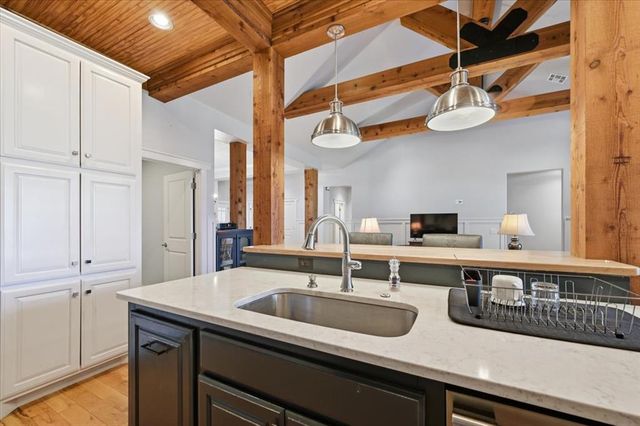 7201 Skipping Stone Drive, Edmond, OK 73034