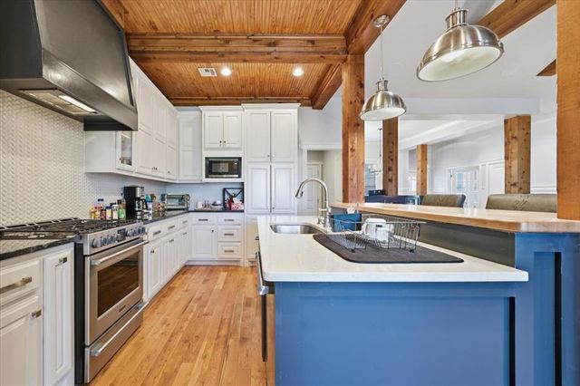 7201 Skipping Stone Drive, Edmond, OK 73034