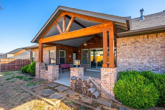 7201 Skipping Stone Drive, Edmond, OK 73034