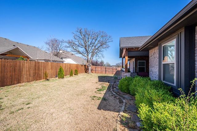 7201 Skipping Stone Drive, Edmond, OK 73034