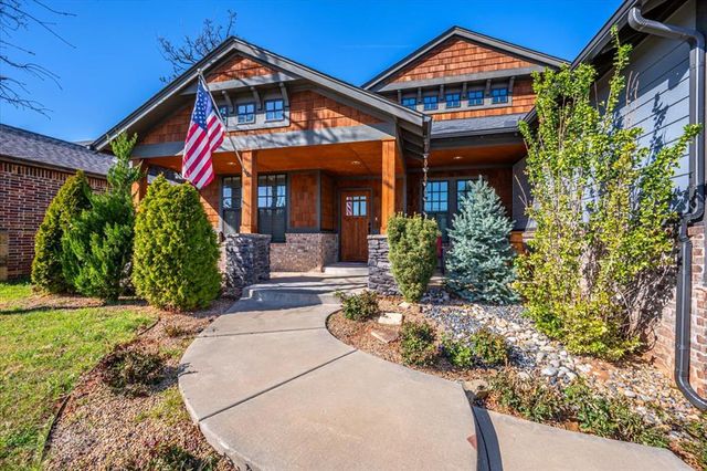 7201 Skipping Stone Drive, Edmond, OK 73034