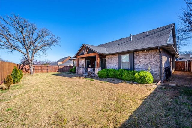 7201 Skipping Stone Drive, Edmond, OK 73034