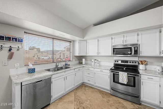 20019 N 44TH Avenue, Glendale, AZ 85308