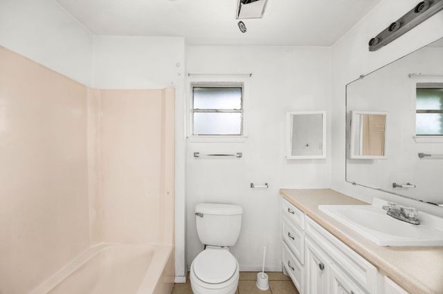 1857 Capri Lane, Seabrook, TX 77586