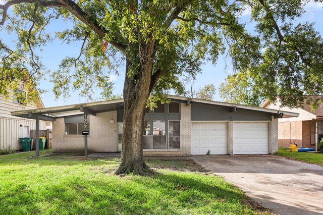 1857 Capri Lane, Seabrook, TX 77586