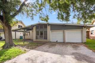 1857 Capri Lane, Seabrook, TX 77586