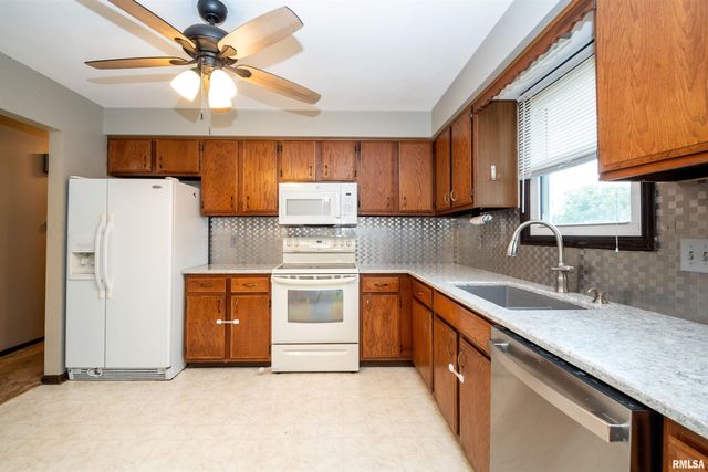 3508 W BONNAIRE Court, Peoria, IL 61615