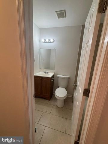 21 LOCUST CT, Sicklerville, NJ 08081