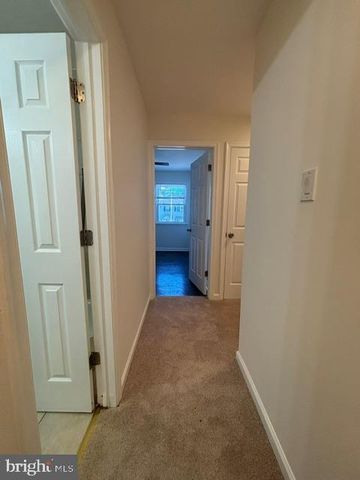 21 LOCUST CT, Sicklerville, NJ 08081