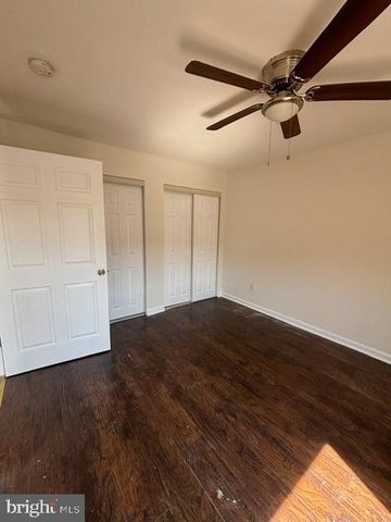 21 LOCUST CT, Sicklerville, NJ 08081