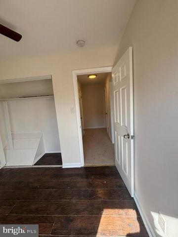 21 LOCUST CT, Sicklerville, NJ 08081