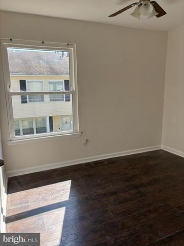 21 LOCUST CT, Sicklerville, NJ 08081