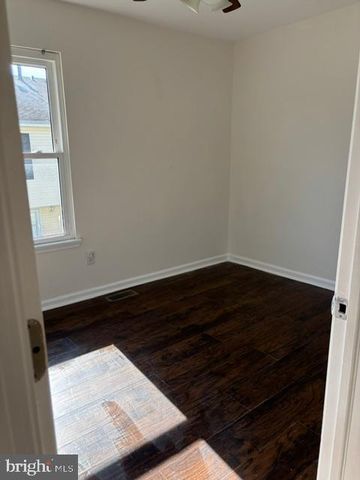 21 LOCUST CT, Sicklerville, NJ 08081