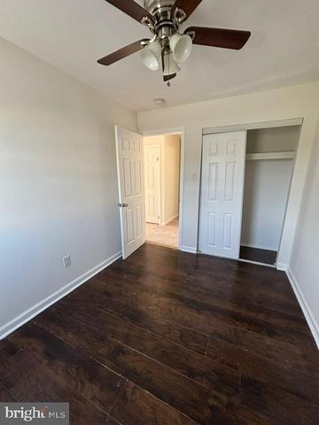 21 LOCUST CT, Sicklerville, NJ 08081