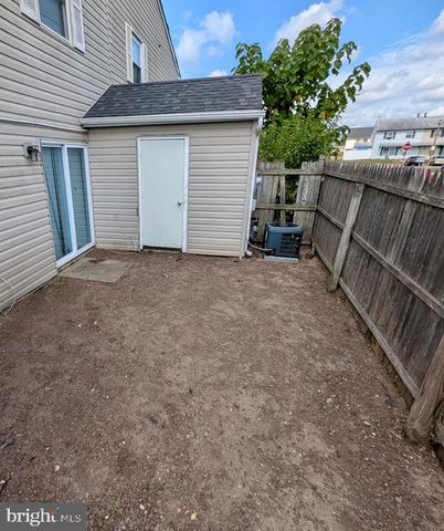 21 LOCUST CT, Sicklerville, NJ 08081