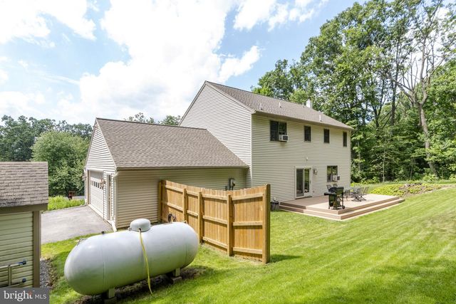 2225 LAUREL SPRINGS DR, Narvon, PA 17555