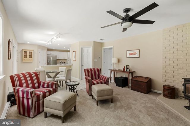 2225 LAUREL SPRINGS DR, Narvon, PA 17555