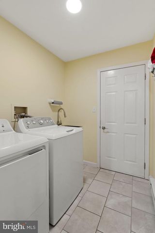 2225 LAUREL SPRINGS DR, Narvon, PA 17555