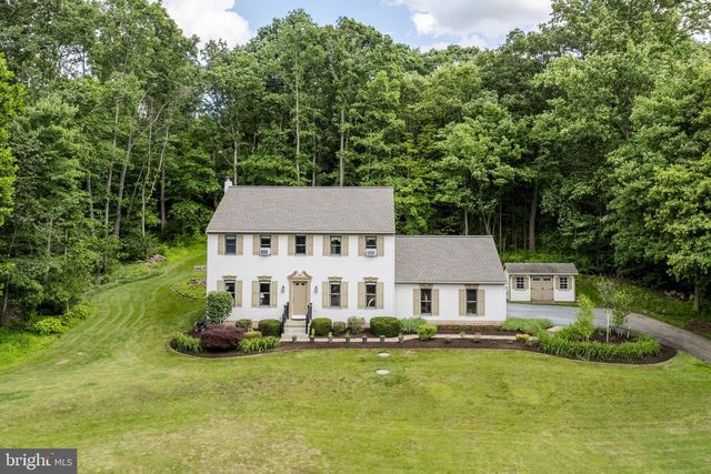 2225 LAUREL SPRINGS DR, Narvon, PA 17555
