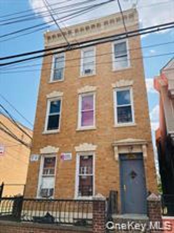 764 E 213th Street, Bronx, NY 10467