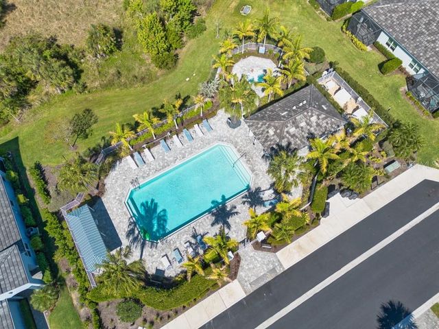 4311 STAR APPLE TERRACE, Bradenton, FL 34203