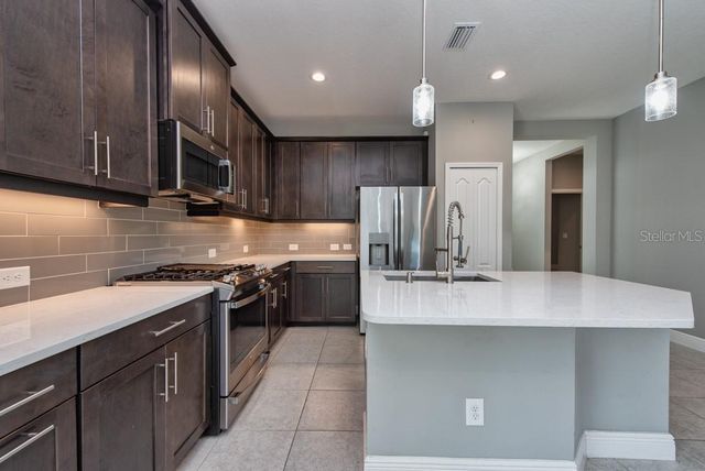 4311 STAR APPLE TERRACE, Bradenton, FL 34203