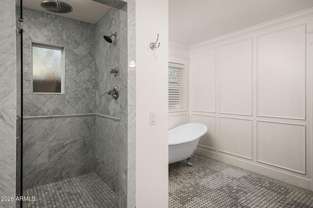4618 E CALLE VENTURA --, Phoenix, AZ 85018