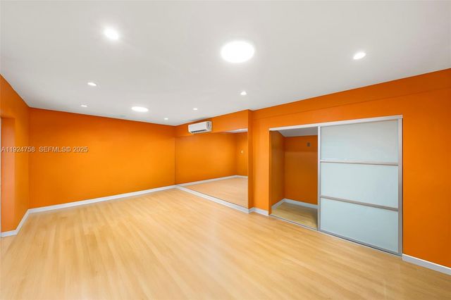 1030 Adams St, Hollywood, FL 33019