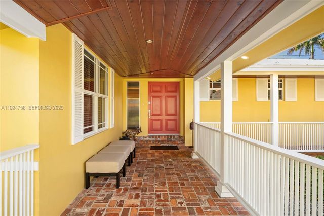 1030 Adams St, Hollywood, FL 33019