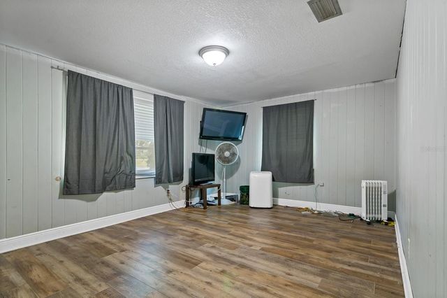 21543 US HWY 301, Dade City, FL 33523