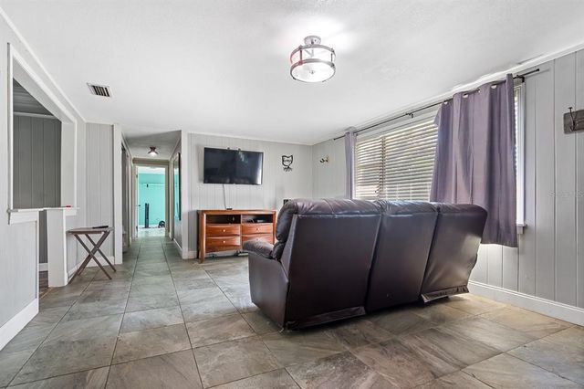 21543 US HWY 301, Dade City, FL 33523
