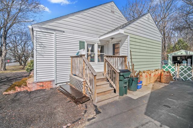 204 S Taylor Street, Manchester, NH 03103