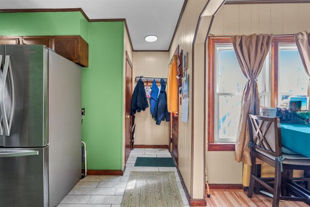 204 S Taylor Street, Manchester, NH 03103