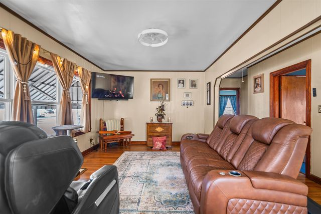 204 S Taylor Street, Manchester, NH 03103