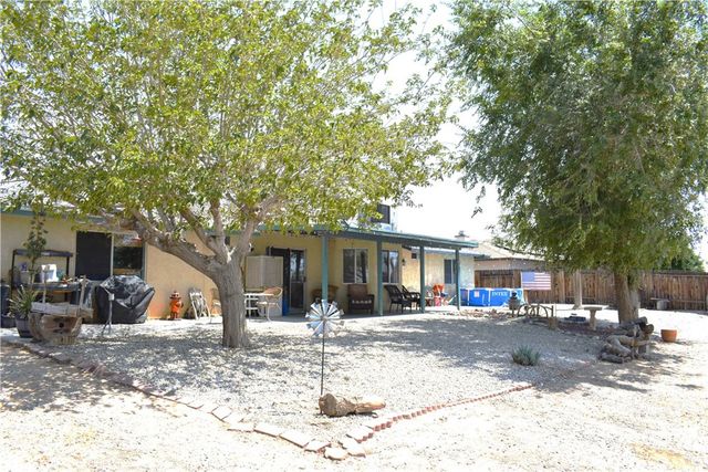 13422 Nicola Road, Apple Valley, CA 92308
