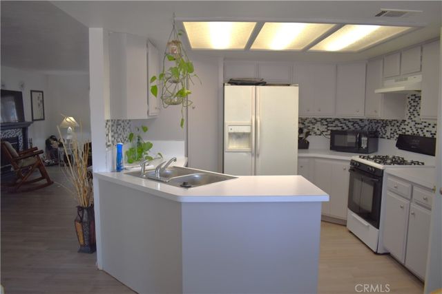 13422 Nicola Road, Apple Valley, CA 92308