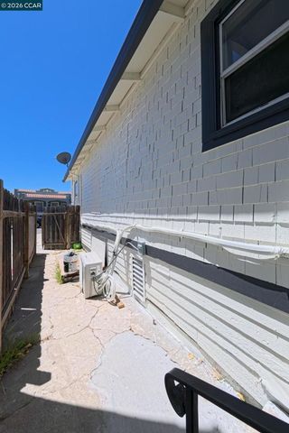 226 W 9Th St, Pittsburg, CA 94565