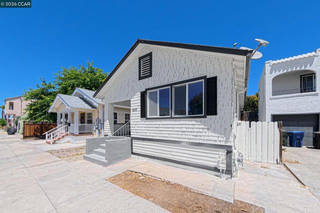 226 W 9Th St, Pittsburg, CA 94565