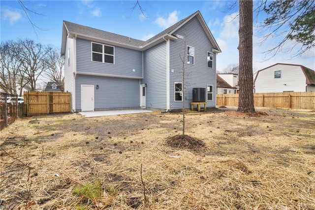 8250 Carlton ST, Norfolk, VA 23518