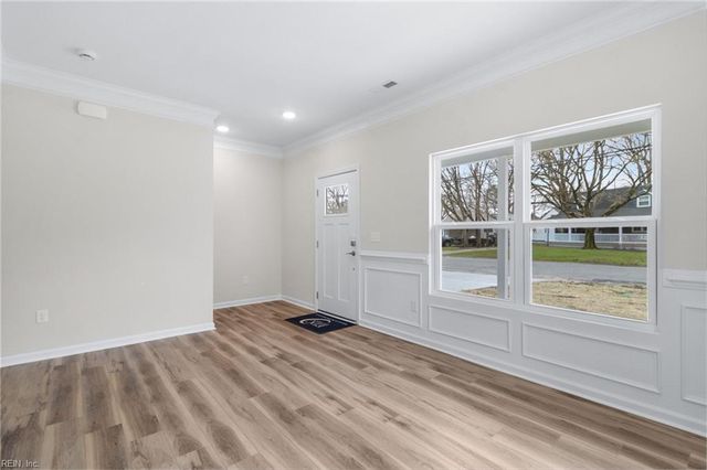 8250 Carlton ST, Norfolk, VA 23518