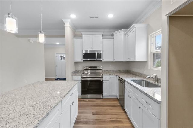 8250 Carlton ST, Norfolk, VA 23518